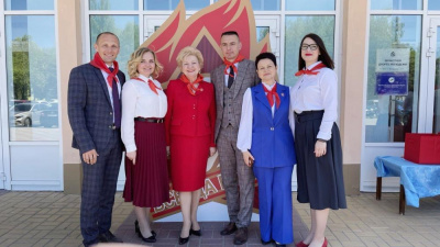 100-лет пионерии и Дню детских организаций